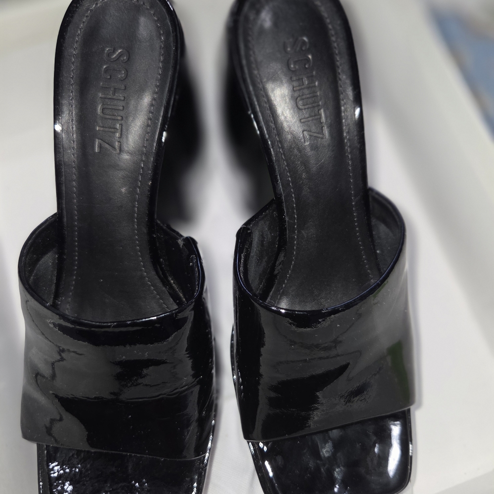 Schutz Black Patent Leather Women's Shoes